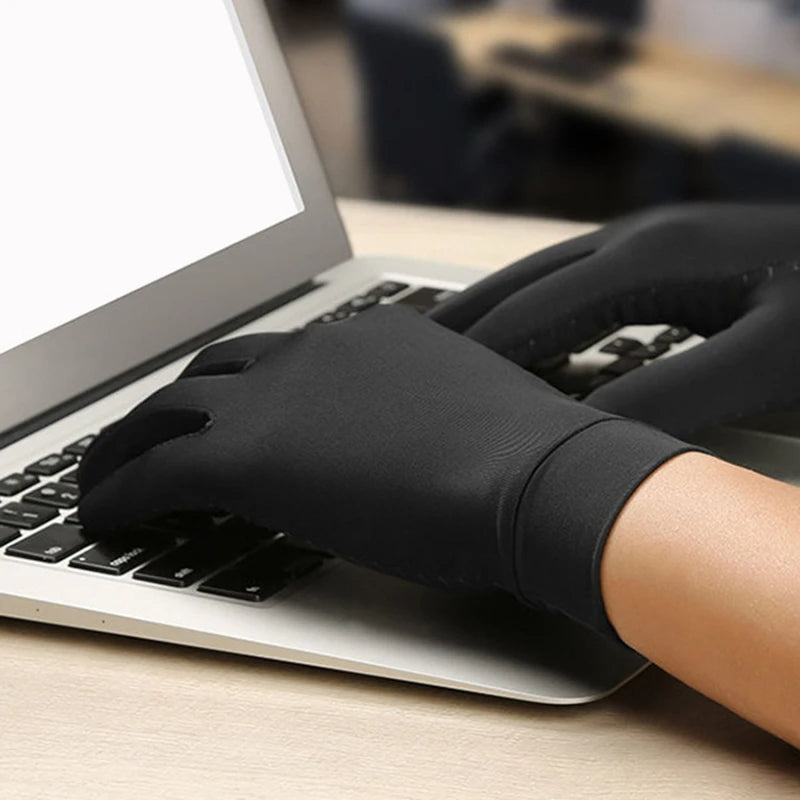 Orthopädische Kompressionshandschuhe für schmerzfreie Hände - VitalGloves